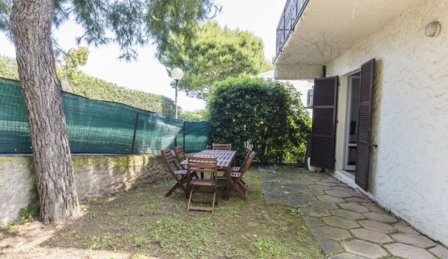 M083 - Marcelli, three-room apartment with garden at Residence MareVerde in Marcelli