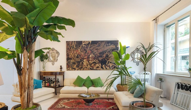 Mediterraneo Loft Chiaia, a Music Journey 10 minutes from Napoli Seafront.