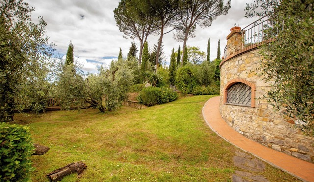 Melachecca:Tuscan chianti villa, private park 2 apt love views in Toscana