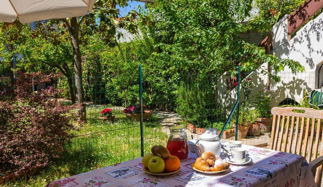 Nice apartment for 4 guests with WIFI, A/C, TV and terrace