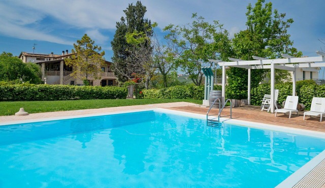 Nice apartment for 4 guests with A/C, WIFI, pool, TV, patio and pets allowed in Città Sant'angelo