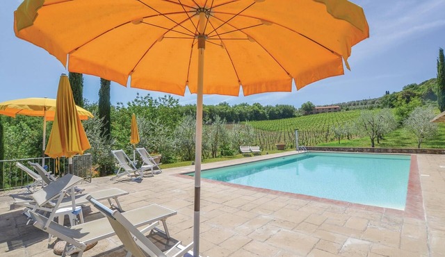 Nice home in Bucine (AR) with swimming pool