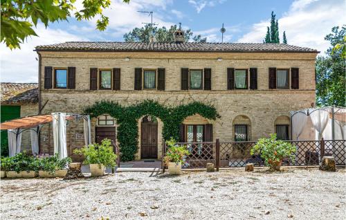 Nice Home In Macerata With Wifi in Macerata