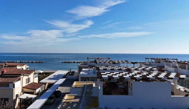 P020 - Porto Recanati, new three-room apartment with garden in Porto Recanati
