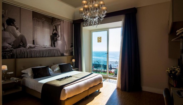 Partenope Relais in Naples