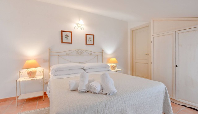 Peaceful surroundings near sea countryhouse apartment on the Cilento coast