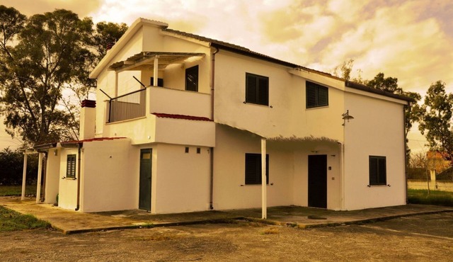 Rainbow Houses – Yellow House Mare, Campagna e Relax