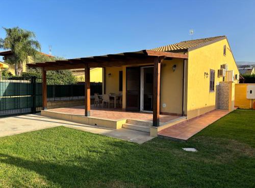 Residence le Coccinelle vicino a Cefalù in Campofelice di Roccella