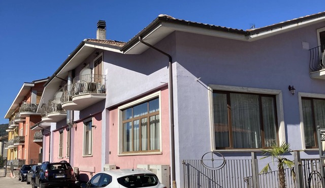 Residence le Ginestre Appartamento N° 7 Bilocale 2 Posti Letto in Avezzano