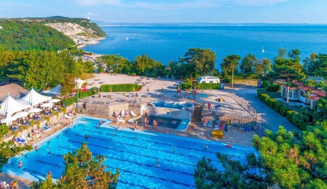 Residence Mare Azzurro Apartment Pineta for 6 persons in Duino Aurisina