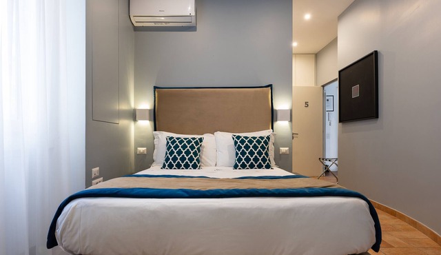 Room 5 standard - 20