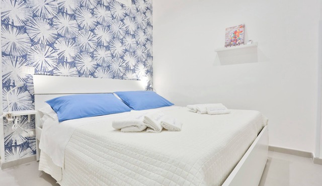 Sandra's Apartment new cozy comfortable in the center of Salerno