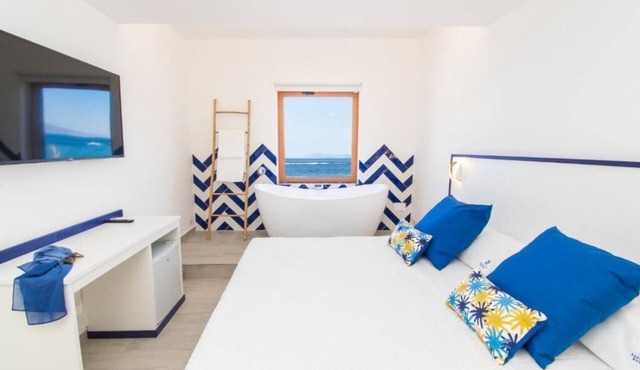 Sapphire Rooms