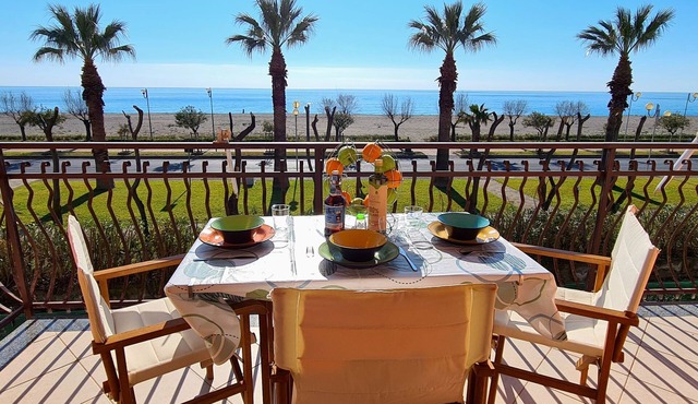 Seafront Apartment for rent only 50 meters from the beach