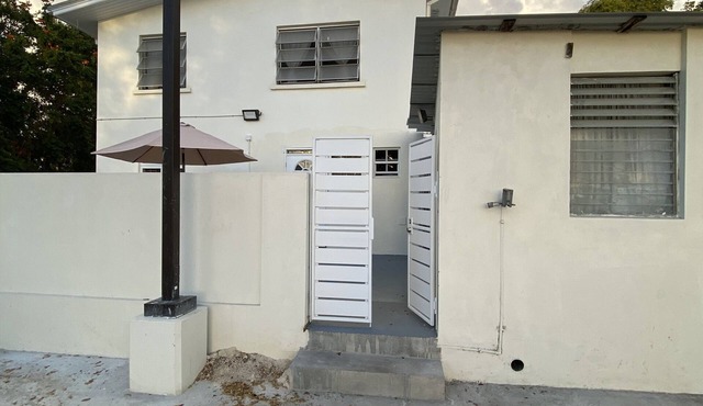 Situated in Saint Peter; MaryJays is 300 metres from Godings Bay Beach.