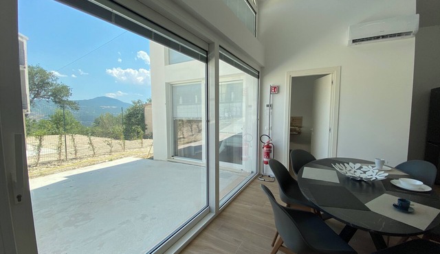 Sonia's House- Between Mountain and Sea