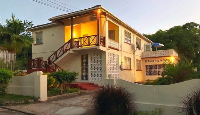 Spacious 3-Bedroom Apartment located within a Cul-De-Sac, close to the beach.