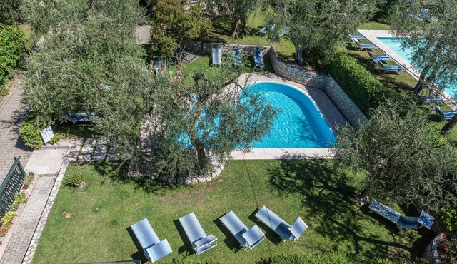 Studio 2 in "Residence la Pergola" with Balcony, Pool and Wi-Fi; Parking Available in Malcesine lago di Garda