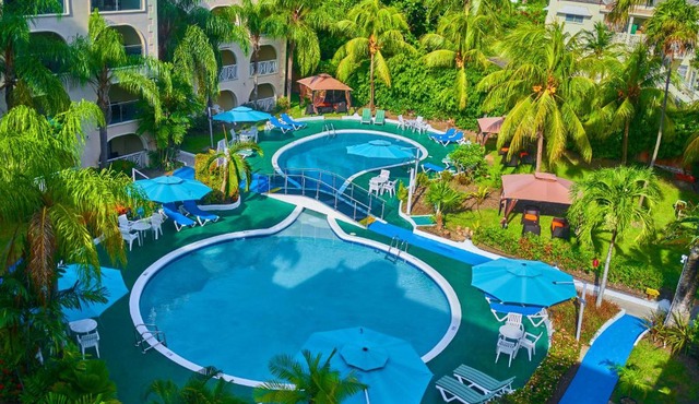 Sunbay Hotel- Daily Breakfast & Beach Access Included