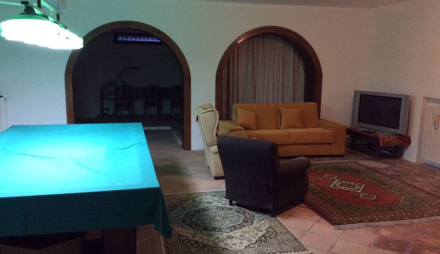 Tavern in villa 3 km from the city center and 10km from the Melendugno marines. in Lecce