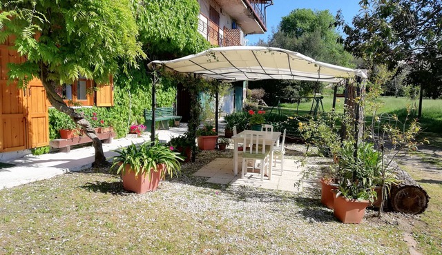 The garden of Jole country House
