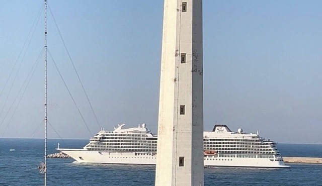THE LIGHTHOUSE ON THE SEA Luxury Apartment - Fair area