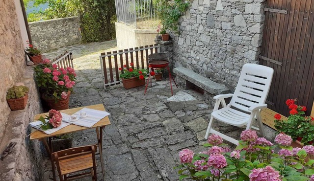 Typical house in a mountain village in Montefegatesi