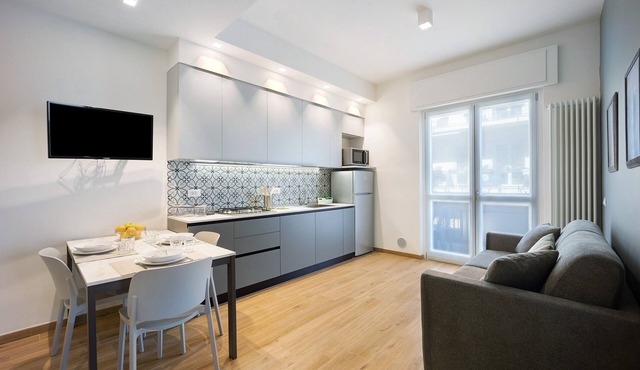 ‘Victoria Family’ Apartment with Balcony, Wi-Fi & Air Conditioning in Diano Marina