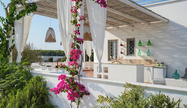 Villa Alba Beach House 5 minutes from the sea in Marina di Lizzano