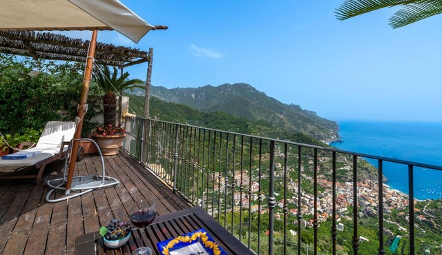 Villa Casarossa Numero Uno 6, Emma Villas
