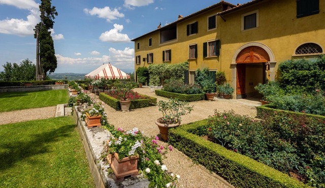 Villa di Tizzano, Luxurious Retreat in Paradise in Bagno a Ripoli