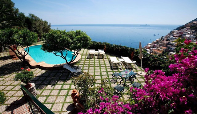 Villa Elyseum with swimming pool - My Rental homes