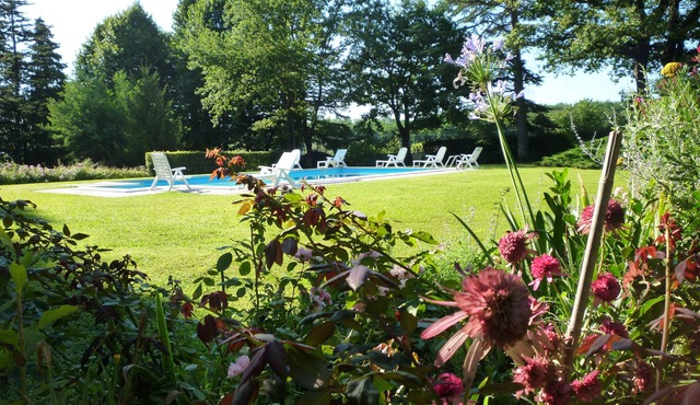 Villa in park with pool in Capannori