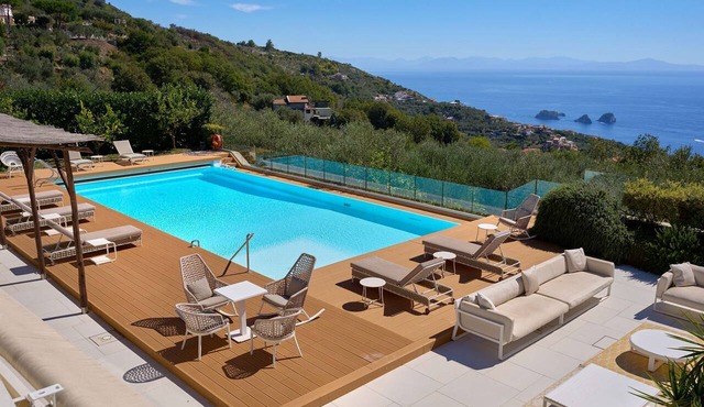 Villa Hermes by Fantasia Villas in Sant´Agata sui Due Golfi