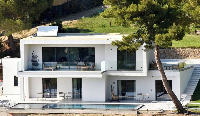 Villa Moddissi charm with pool in Morcone