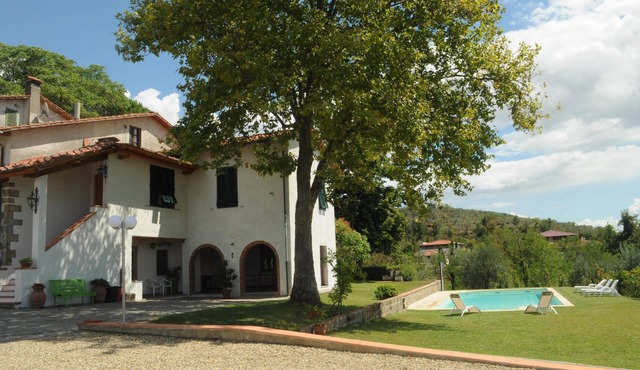 Villa on the Tuscan hills near Florence in Castelfranco Piandiscò