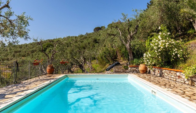 Villa 'Podere Par di Rota' with Pool, Terrace and Wi-Fi in Calci