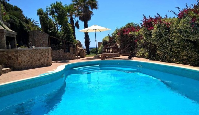 Villa + pool on the beach in Villasimius