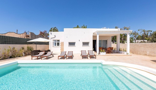 Villa San Teodoro by Perle di Puglia in Urmo Belsito