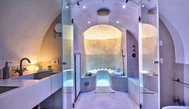 VILLA SCIROCCO - Brand New Waterfront Villa with Pool & Turkish Bath in Vico Equense