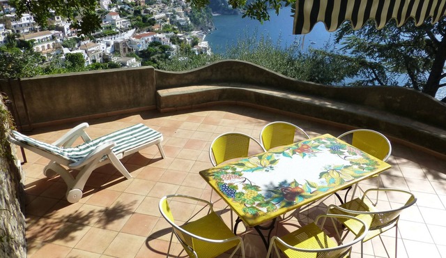 Villa with a spectacular view, in a peaceful location, very romantic,