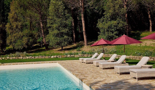 Wonderful private villa for 14 guests with private pool, A/C, WIFI and TV, close to Greve In Chi. in Sambuca
