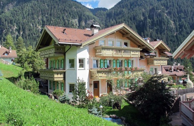 2 bedroom Apartment, sleeps 4 in Fontanazzo with WiFi in Fontanazzo