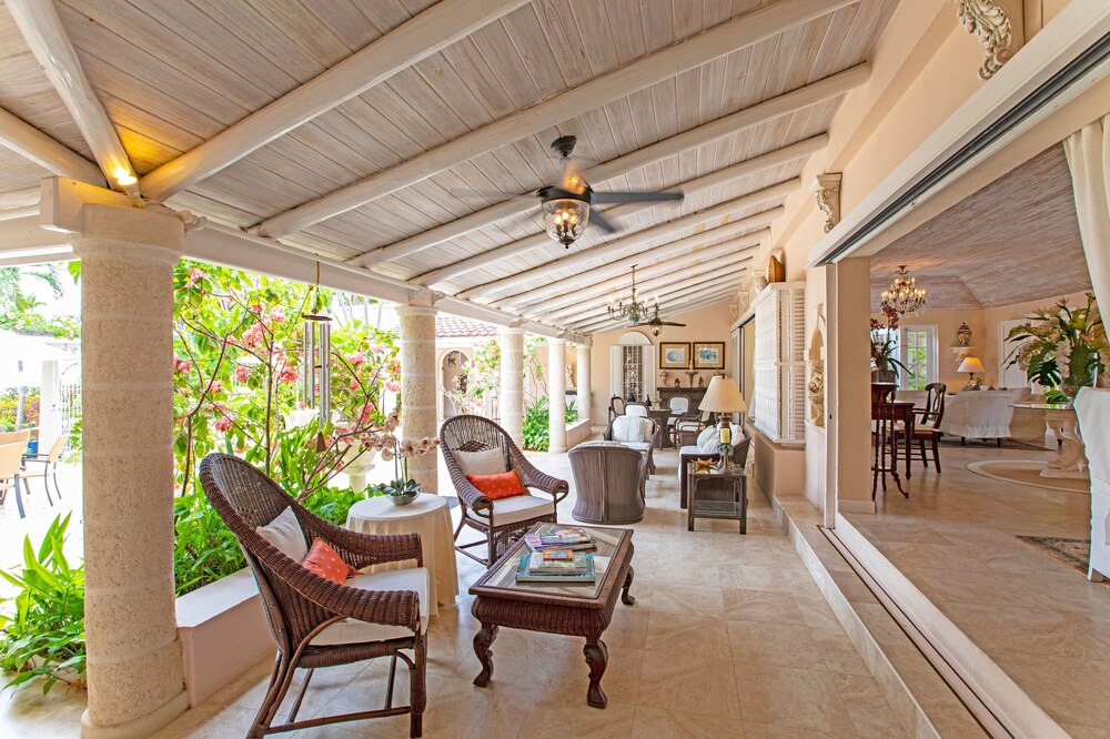 Holder's Hill Villa | Shangri La