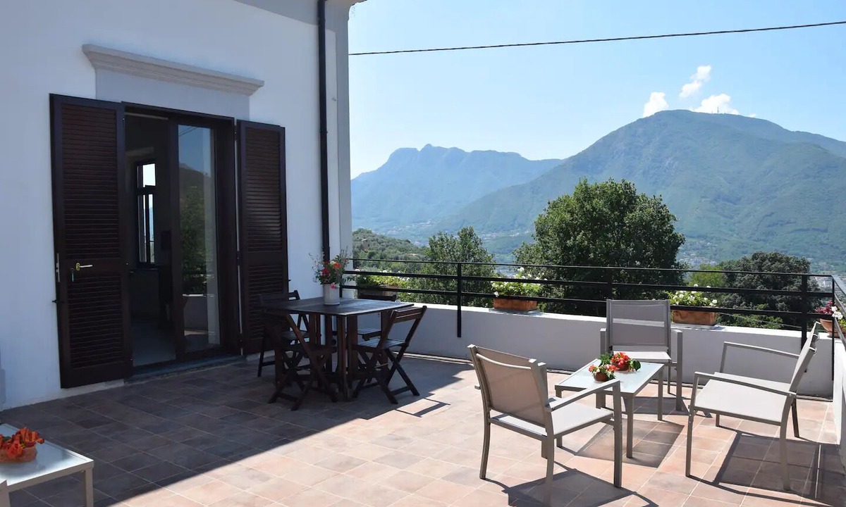 Cava de' Tirreni House | Country house near Amalfi and Pompeii - Casa "Mandorlo"