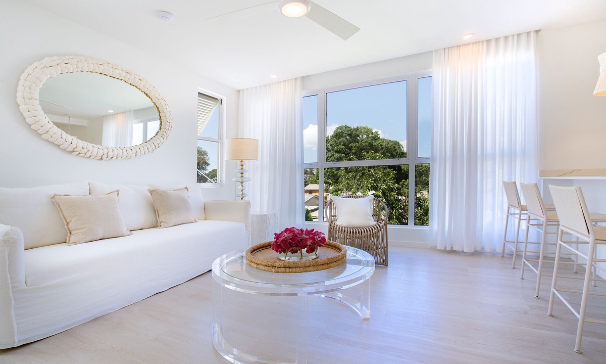 Mount Standfast Hotel | Palm Grove Villas & Hotel