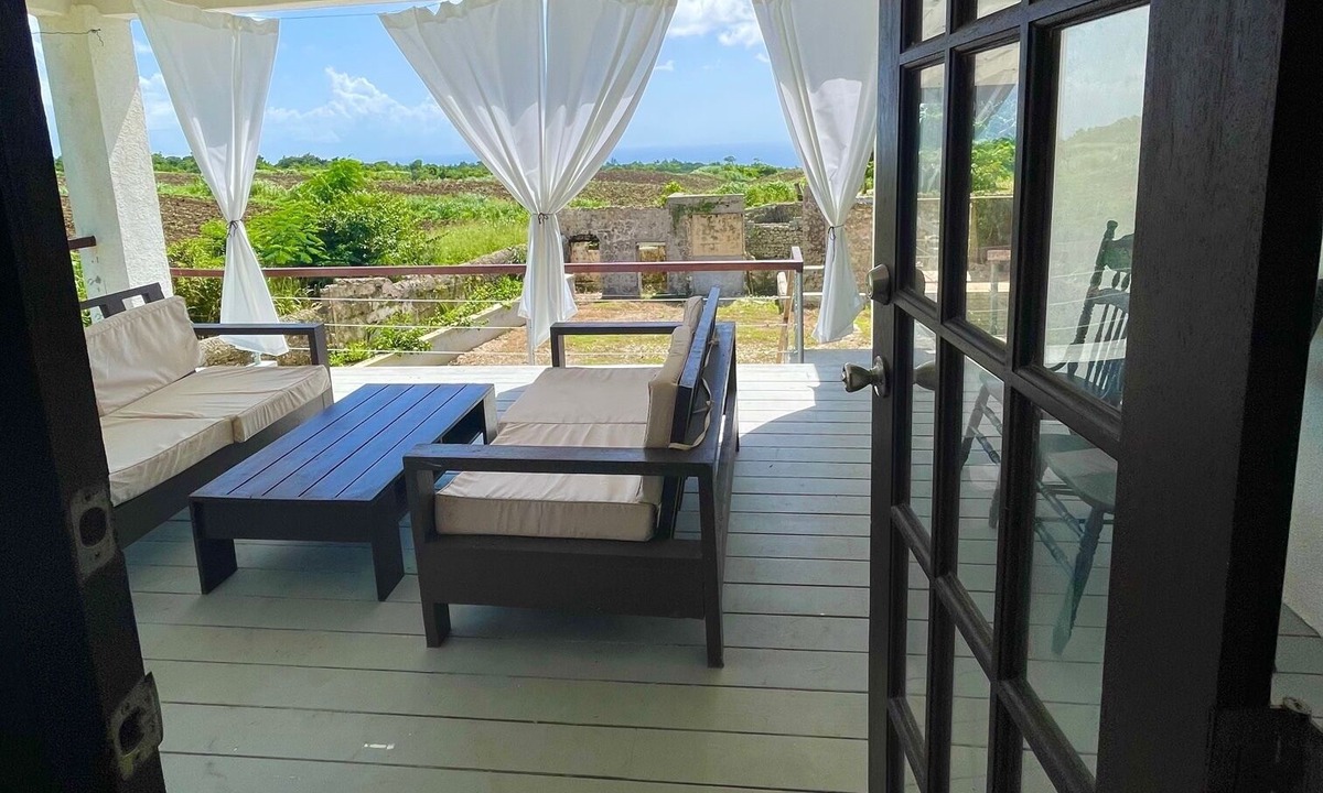 Gibbs Bay Apartment | Restored 2 Bedroom apartment in historic stone house