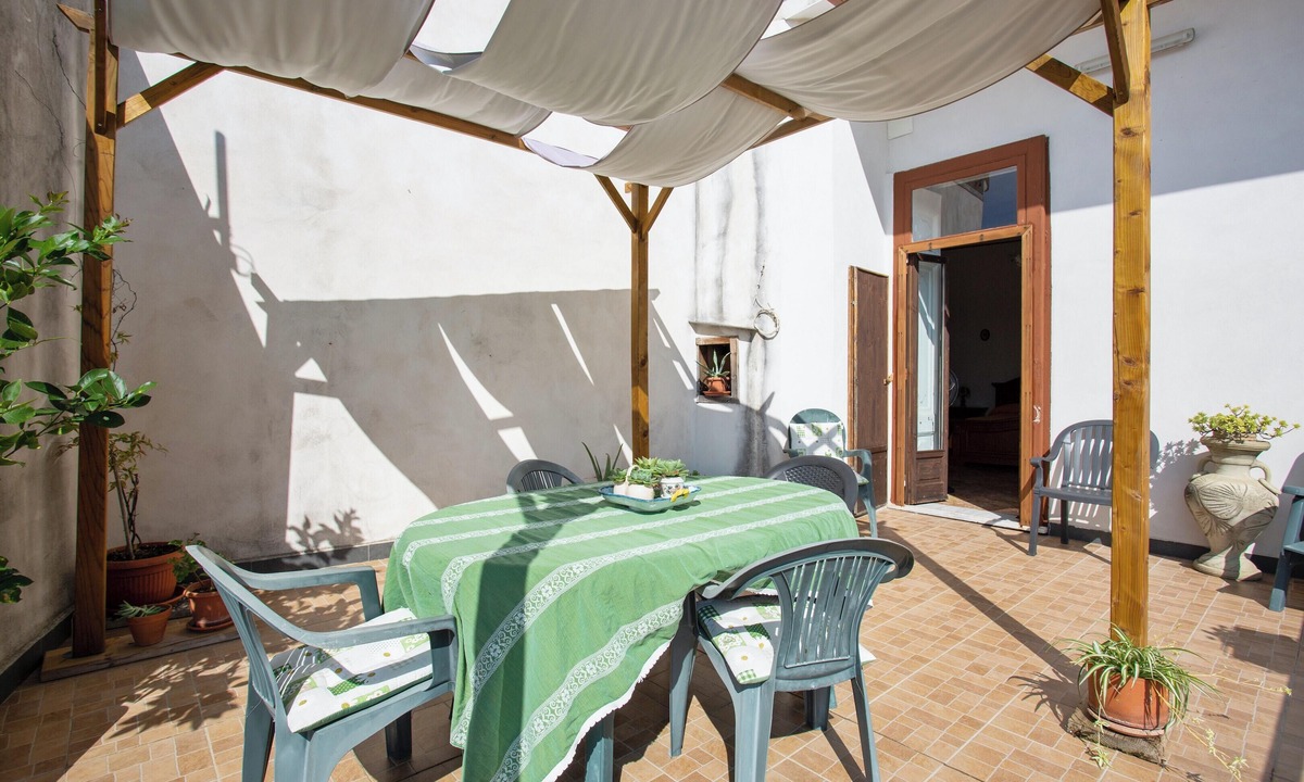 Cava de' Tirreni Apartment | Homerez - Apartment in Cava de' Tirreni.