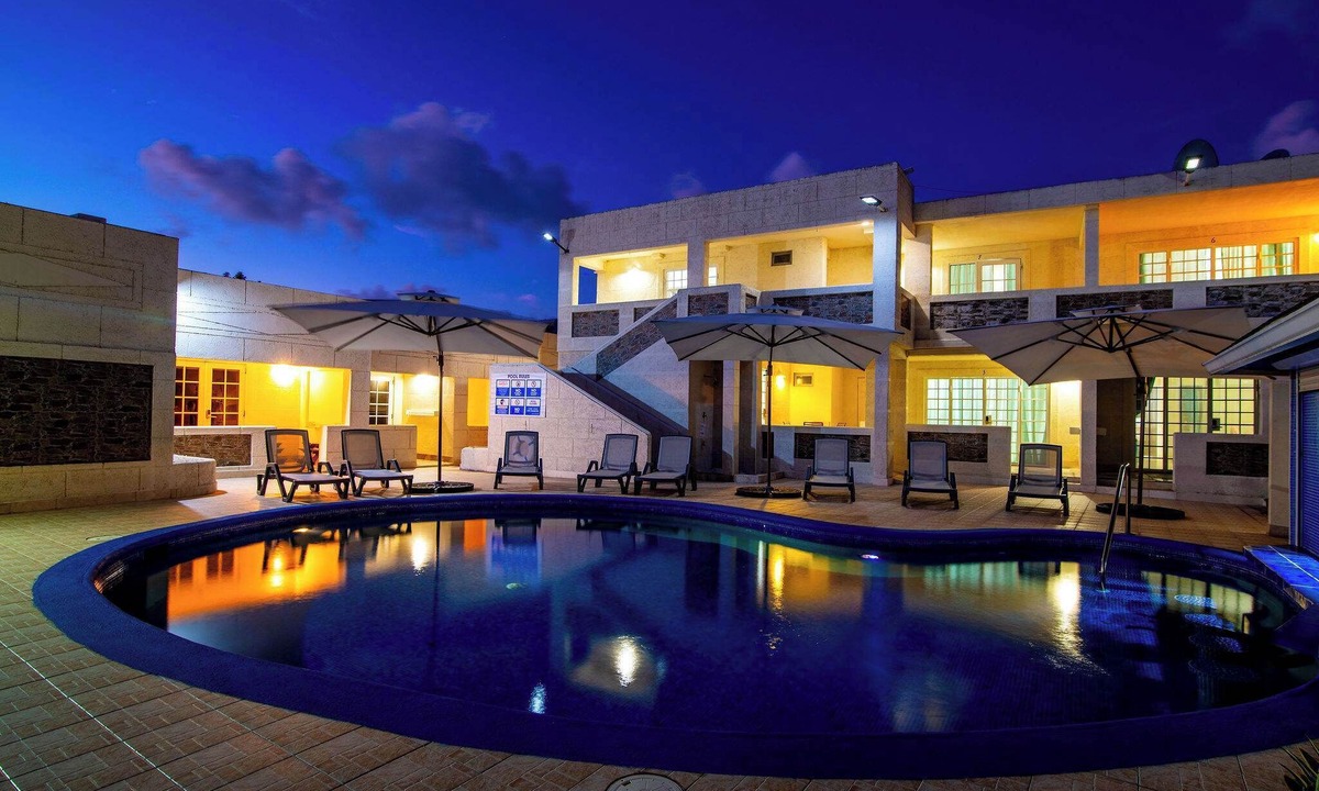 St. Lawrence Gap Condo | Family Island Stay with Pool, Spa & Beach Nearby