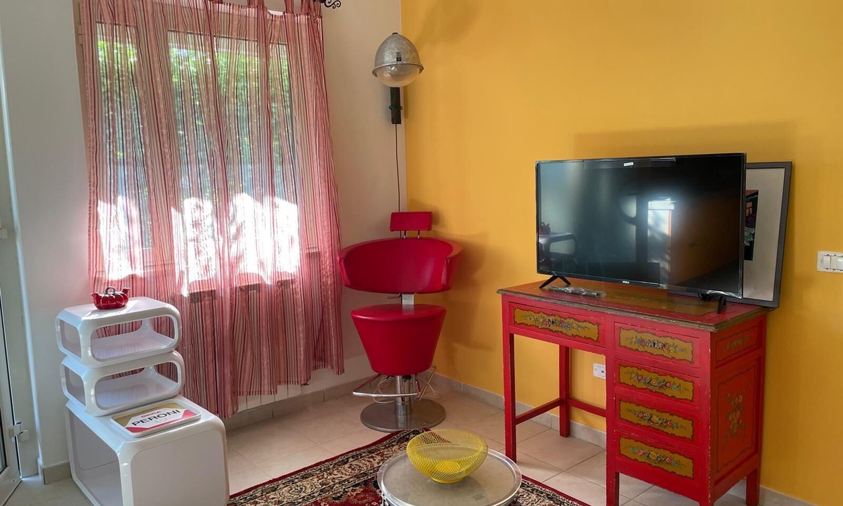 Faraone Apartment | Flowers apartments A
